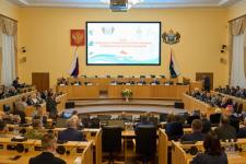 Уникальную выставку представили ко Дню Уватского района в Тюменской облдуме Уникальную выставку представили ко Дню Уватского района в Тюменской облдуме