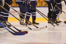 "Динамо-Тюмень" и "ЦифроVой СпецнаZ" сыграли в хоккей в честь 80-летия Победы