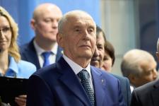 Уникальную выставку представили ко Дню Уватского района в Тюменской облдуме Уникальную выставку представили ко Дню Уватского района в Тюменской облдуме