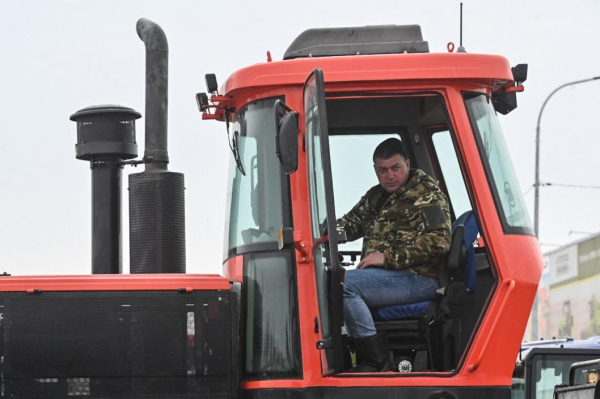 Боронование на более чем 77 тыс. га проведут на полях аграрии Заводоуковского округа