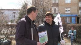 Тюменские журналисты привели в порядок свой сквер Тюменские журналисты привели в порядок свой сквер