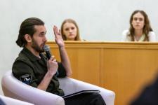 "Разговор с героем" прошёл в Тюменской городской думе