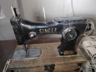 Сувенирные швейные машинки выставили в Ембаевском сельском музее