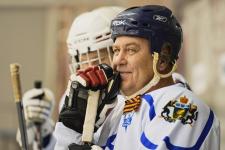 "Динамо-Тюмень" и "ЦифроVой СпецнаZ" сыграли в хоккей в честь 80-летия Победы