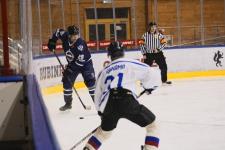 "Динамо-Тюмень" и "ЦифроVой СпецнаZ" сыграли в хоккей в честь 80-летия Победы