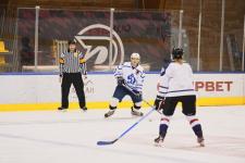 "Динамо-Тюмень" и "ЦифроVой СпецнаZ" сыграли в хоккей в честь 80-летия Победы