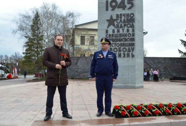 В Тюмени представители национальных объединений почтили память героев Великой Победы 