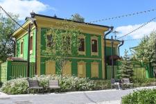 Тюменцам рассказали, как собирали экспозицию центра деревянного зодчества