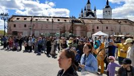 438-сантиметровый торт в виде ключа создают кондитеры в Тобольске