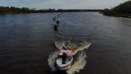 Первый в истории "Бессмертный полк" на воде и в воздухе провели в Нижнетавдинском районе Первый в истории "Бессмертный полк" на воде и в воздухе провели в Нижнетавдинском районе