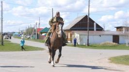 15 машин поучаствовало в акции "Бессмертный автополк" в Тобольском районе
