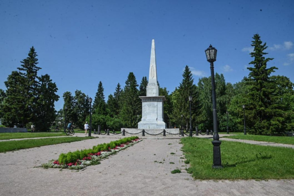 Реставрацию обелиска Ермаку в Тобольске завершат к осени 2025 года Реставрацию обелиска Ермаку в Тобольске завершат к осени 2025 года