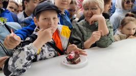 4,5-метровый торт в виде ключа испекли в Тобольске 4,5-метровый торт в виде ключа испекли в Тобольске