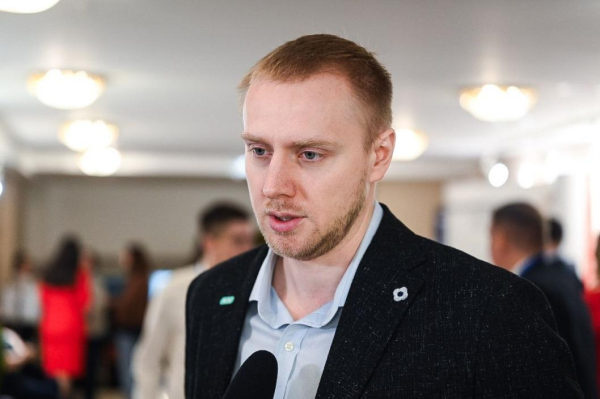 Тюменский форум по ИИ для предпринимателей собрал 2100 участников