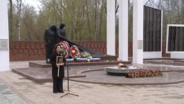 Митинг провели участники патриотического автопробега на площади Памяти в Тюмени Митинг провели участники патриотического автопробега на площади Памяти в Тюмени