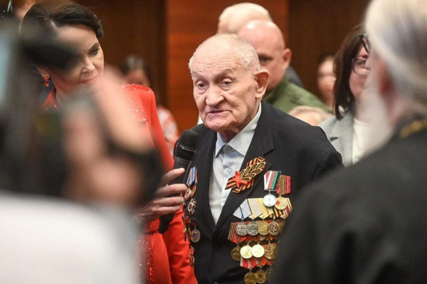 Ветеранов Великой Отечественной войны поздравили с 80-летием Победы в Тюменской филармонии