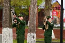 В аэропорту Плеханово открыли памятник тюменским авиаторам-участникам Великой Отечественной войны
