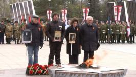 Митинг провели участники патриотического автопробега на площади Памяти в Тюмени Митинг провели участники патриотического автопробега на площади Памяти в Тюмени