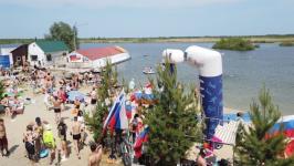 Многонациональный фестиваль "Время побед" провели "моржи" Тюмени 