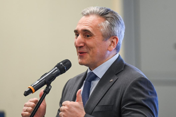 Александр Моор:  от энергии и ответственности молодёжи зависит наше общее будущее