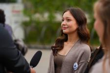 Первый общегородской выпускной проходит на набережной в Тюмени 