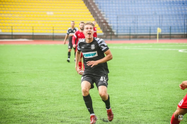 Дублёры ФК "Тюмень" сыграют с гостями из Пермского края на стадионе "Геолог" Дублёры ФК "Тюмень" сыграют с гостями из Пермского края на стадионе "Геолог"