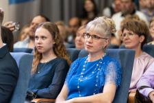 27 учеников ФМШ Тюменской области выпустились с медалями