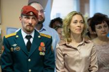 Выставка картин "Я вернусь!" открылась в Тюмени при поддержке городской думы