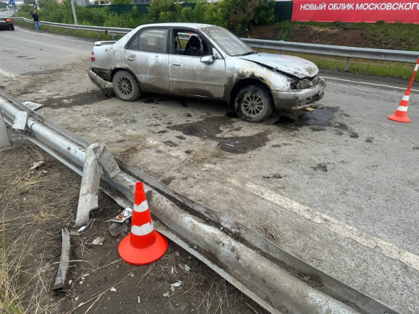 Подросток получил ранения в аварии на развязке Московского тракта Тюмени Подросток получил ранения в аварии на развязке Московского тракта Тюмени