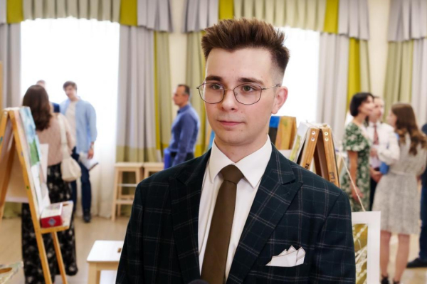 27 учеников ФМШ Тюменской области выпустились с медалями