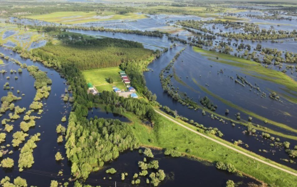 Александр Моор: своевременная подготовка к паводку позволила минимизировать его последствия 