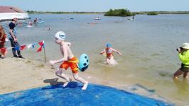 Многонациональный фестиваль "Время побед" провели "моржи" Тюмени 