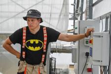 Тюменское предприятие запустило линию по посадке семян хвойных деревьев