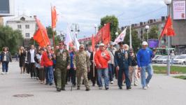 В Тюмени прошла акция памяти в честь земляков-участников Парада Победы на Красной площади В Тюмени прошла акция памяти в честь земляков-участников Парада Победы на Красной площади