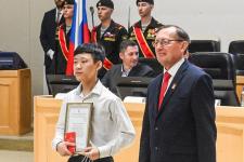 39 тюменских школьников получили паспорта на акции "Мы - граждане России"