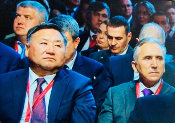 Владимир Путин призвал создавать условия для повышения экономической активности граждан Владимир Путин призвал создавать условия для повышения экономической активности граждан