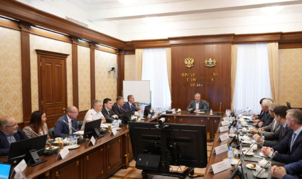 Губернатор Тюменской области Александр Моор встретился с застройщиками