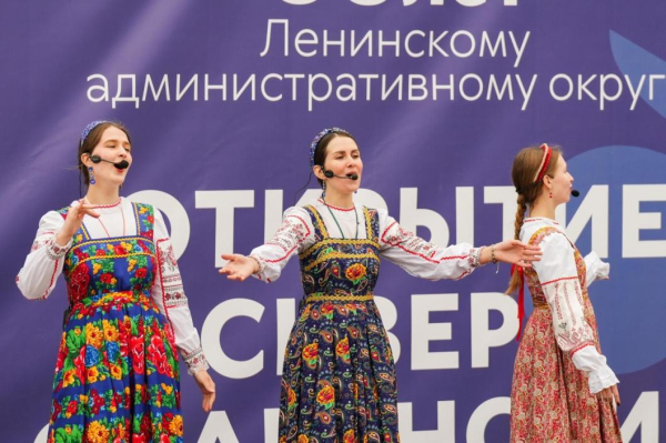 Обновленный сквер Славянский торжественно открыли в Тюмени