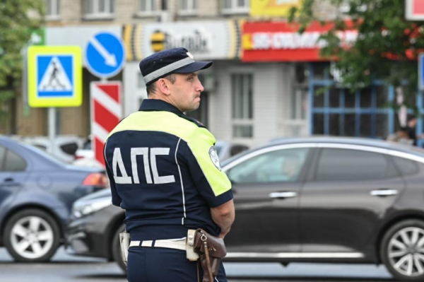 Автомобилистка со штрафами на 595 тысяч рублей попала в  тюменскую "Паутину" 