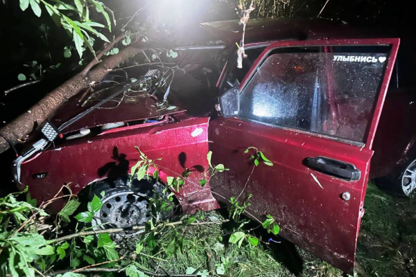 Сотрудники ГАИ выясняют обстоятельства аварии в Тобольском районе