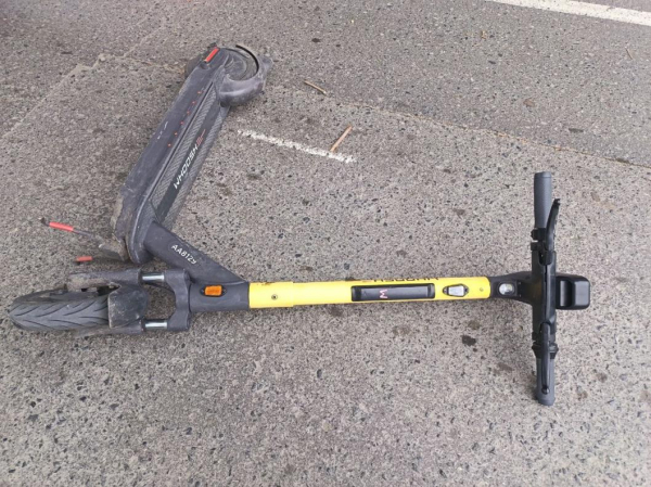 Две 17-летние тюменки на электросамокате пострадали в ДТП