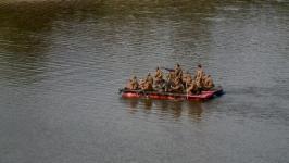 Масштабную реконструкцию &nbsp;"Ложной переправы" провели в Тюмени с участием авиации, водной и сухопутной техники 