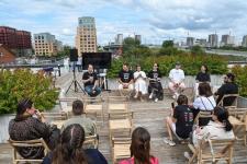 Фотогалерея: фестиваль "Проводник" объединил дизайнеров, урбанистов, музыкантов и мастеров Фотогалерея: фестиваль "Проводник" объединил дизайнеров, урбанистов, музыкантов и мастеров