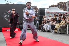 Фотогалерея: фестиваль "Проводник" объединил дизайнеров, урбанистов, музыкантов и мастеров Фотогалерея: фестиваль "Проводник" объединил дизайнеров, урбанистов, музыкантов и мастеров