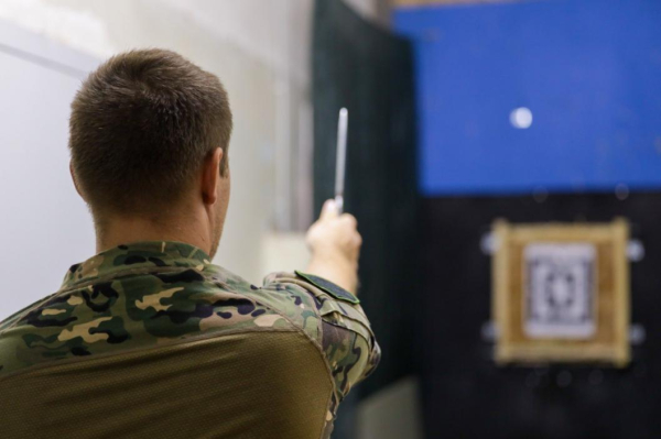 Ветеран СВО Владислав Голуб на Кубке полпреда примет участие в соревнованиях по стрельбе и спортивном метании ножа Ветеран СВО Владислав Голуб на Кубке полпреда примет участие в соревнованиях по стрельбе и спортивном метании ножа