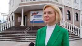 Ветерану СВО вручили автомобиль с ручным управлением в Тюмени