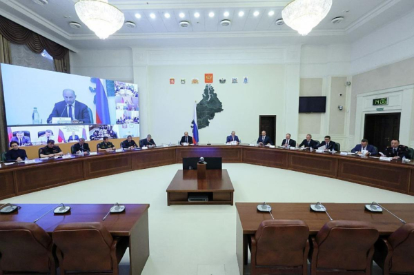 Артем Жога провел совещание по подготовке к Единому дню голосования Артем Жога провел совещание по подготовке к Единому дню голосования