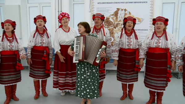 Тюменский ансамбль "Зорецвiт" едет на фестиваль в Китай Тюменский ансамбль "Зорецвiт" едет на фестиваль в Китай