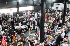 Фотогалерея: фестиваль "Проводник" объединил дизайнеров, урбанистов, музыкантов и мастеров Фотогалерея: фестиваль "Проводник" объединил дизайнеров, урбанистов, музыкантов и мастеров