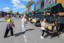 Фотогалерея: фестиваль "Проводник" объединил дизайнеров, урбанистов, музыкантов и мастеров Фотогалерея: фестиваль "Проводник" объединил дизайнеров, урбанистов, музыкантов и мастеров